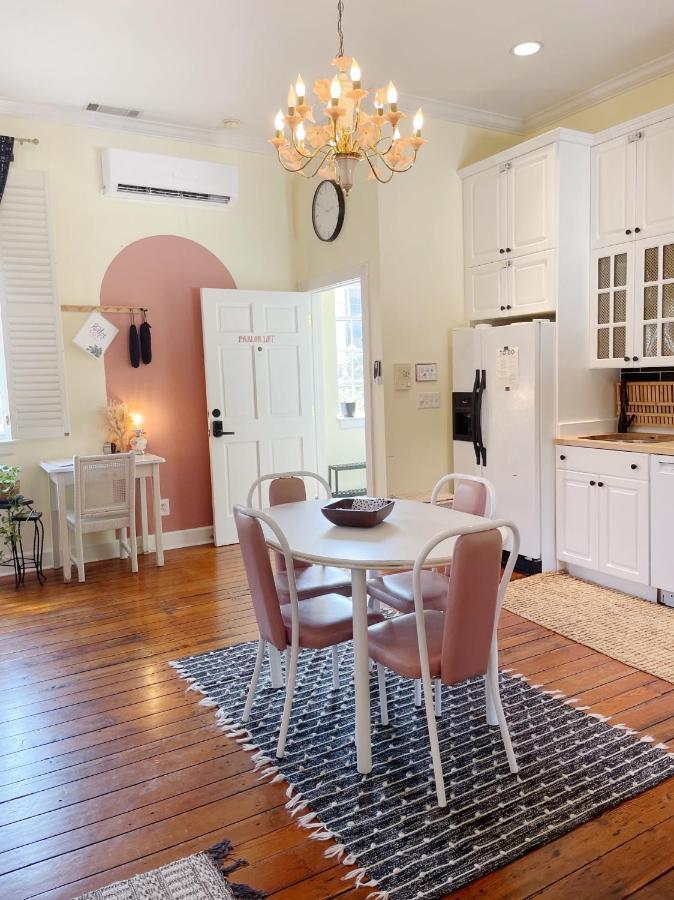 Charming 1885 Parlor Loft Downtown Savannah Stay Exterior foto